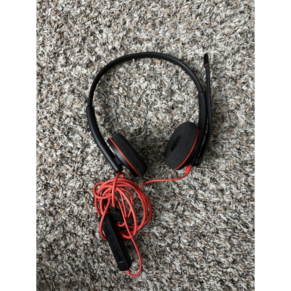 Plantronics Blackwire C3220 Wired Stereo USB-A Headset with Noise-Canceling Mic